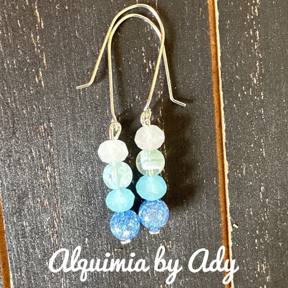 Alquimia Gradient Blue crackled quartz Beaded Dangle Earrings - Picture 1 of 1